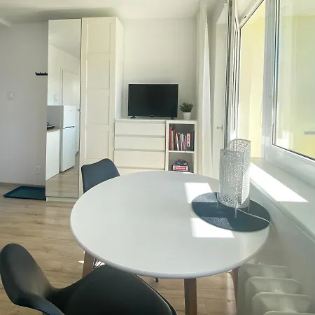 Cozy Next To The And Olivia Business Center Appartement