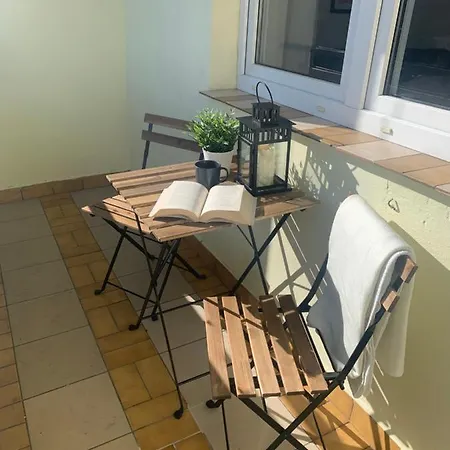 Cozy Next To The And Olivia Business Center Apartament *