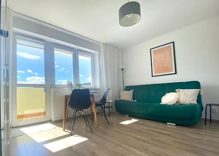 Cozy Next To The And Olivia Business Center Apartament